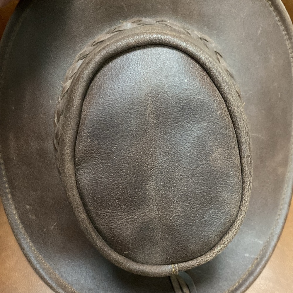 Minnetonka Unisex Tan Leather Fold Up Hat - Picture 10 of 17